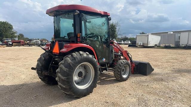 Image of Case IH Farmall 45 equipment image 2