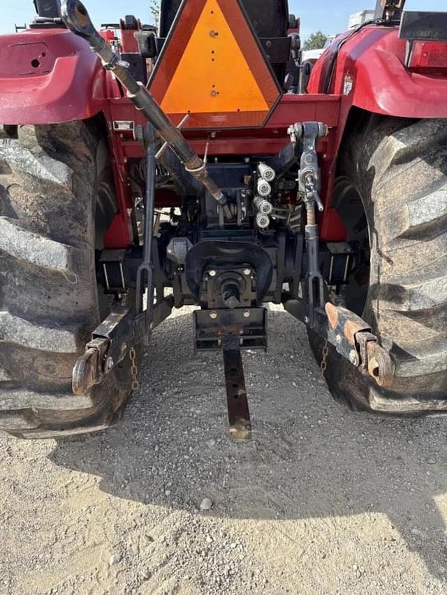 Image of Case IH Farmall 55 equipment image 3