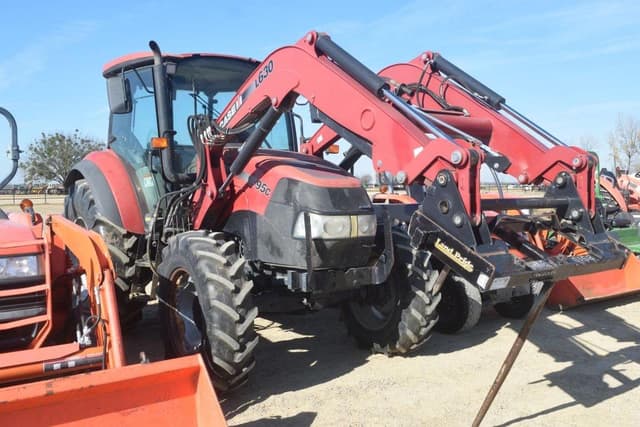 Image of Case IH Farmall 95C equipment image 3