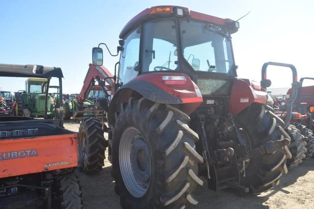 Image of Case IH Farmall 95C equipment image 1
