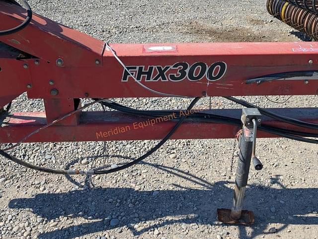 Image of Case IH FHX300 equipment image 4