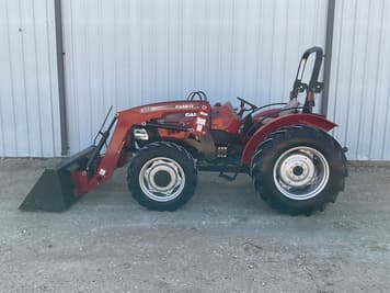 Main image Case IH Farmall 70A
