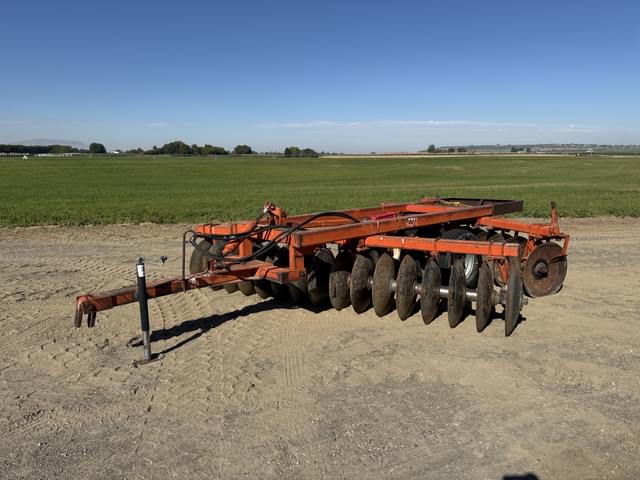 Image of Case G109-146 equipment image 1