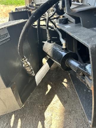 Image of Case Front Blade equipment image 3