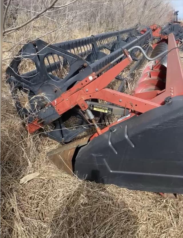 Image of Case IH 1010 equipment image 4