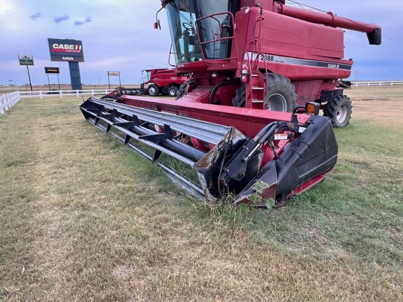 Case IH 1010 Equipment Image0