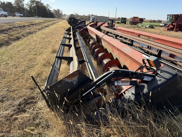 Image of Case IH 1010 equipment image 2