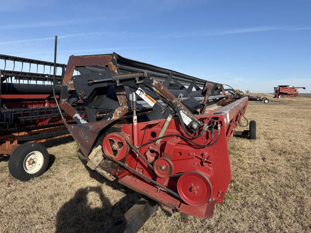 Image of Case IH 1010 equipment image 2