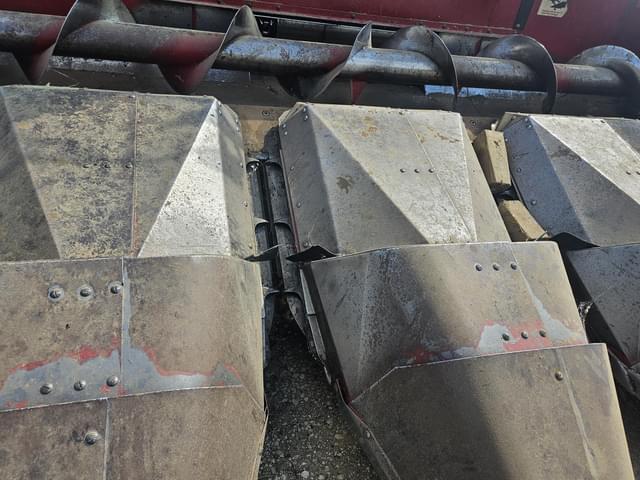 Image of Case IH 1044 equipment image 1