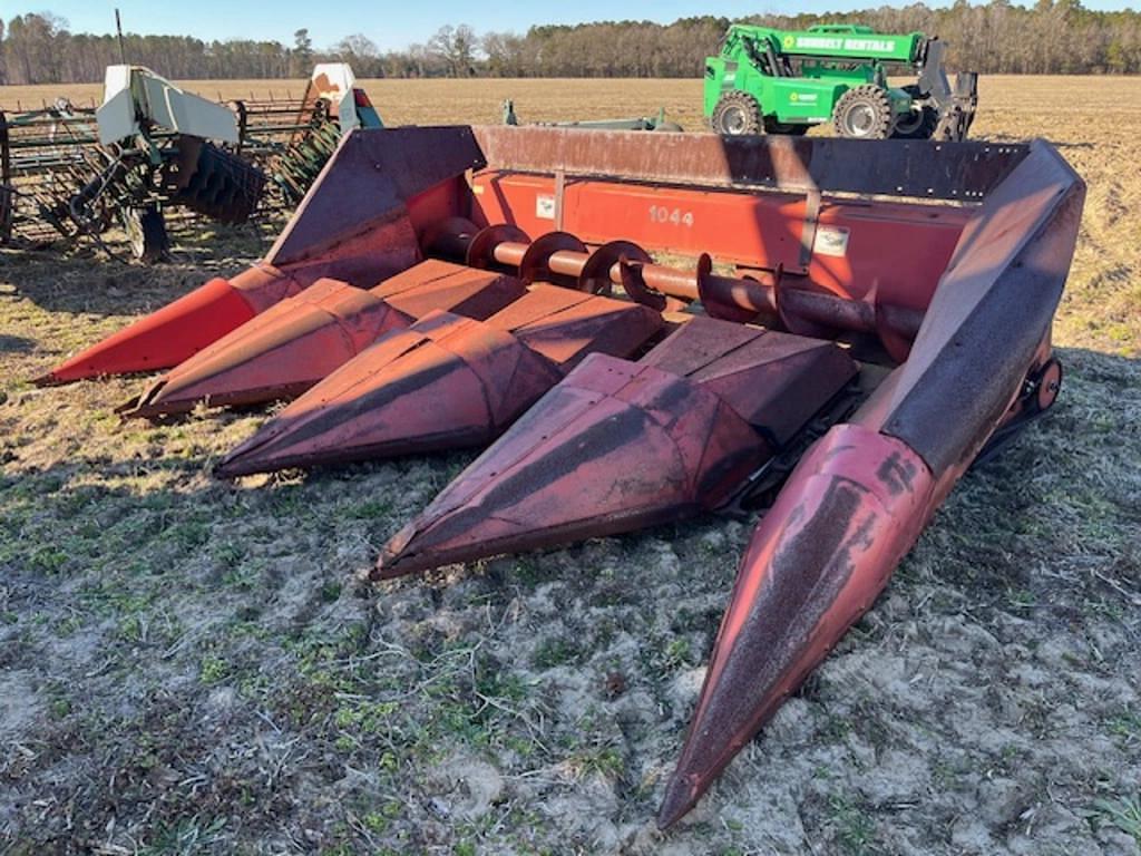 Image of Case IH 1044 Image 0