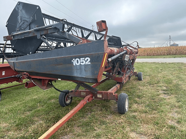 Image of Case IH 1052 Primary image