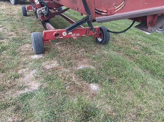 Image of Case IH 1052 equipment image 3