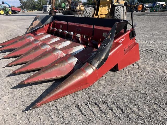 Image of Case IH 1063 equipment image 1