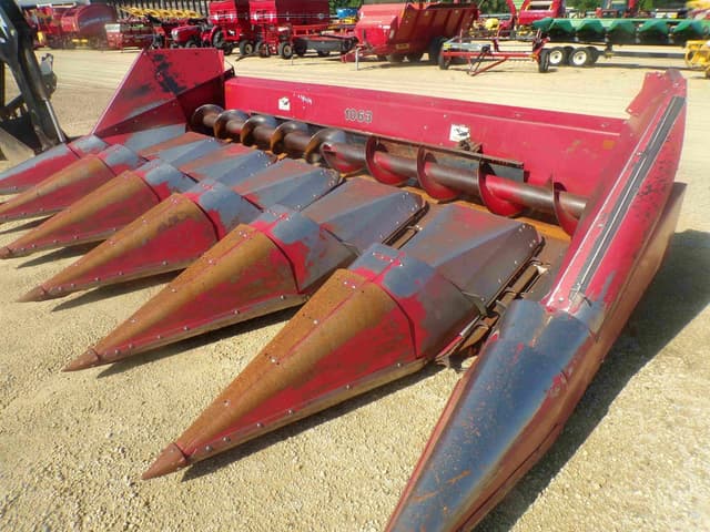 Image of Case IH 1063 equipment image 2