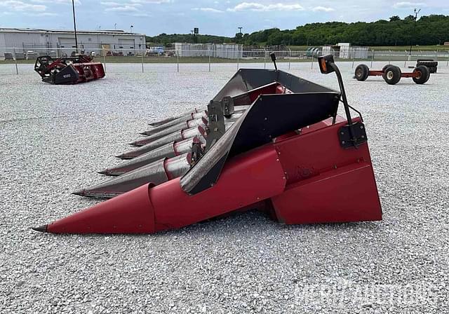 Image of Case IH 1063 equipment image 1