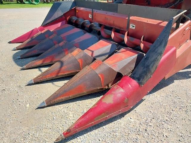 Image of Case IH 1063 equipment image 1