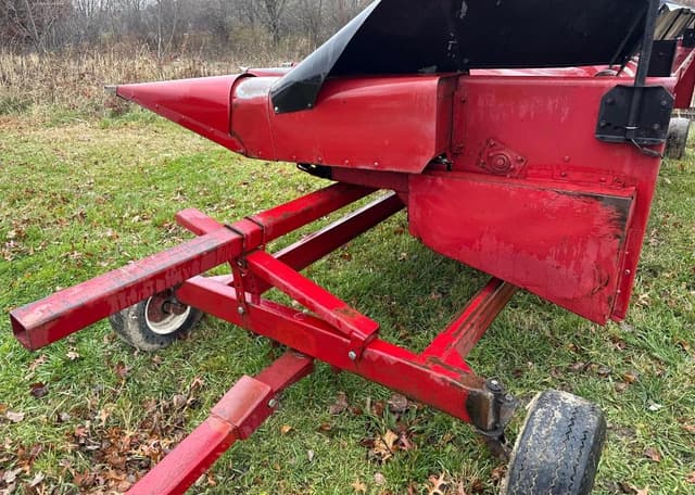 Image of Case IH 1063 equipment image 4