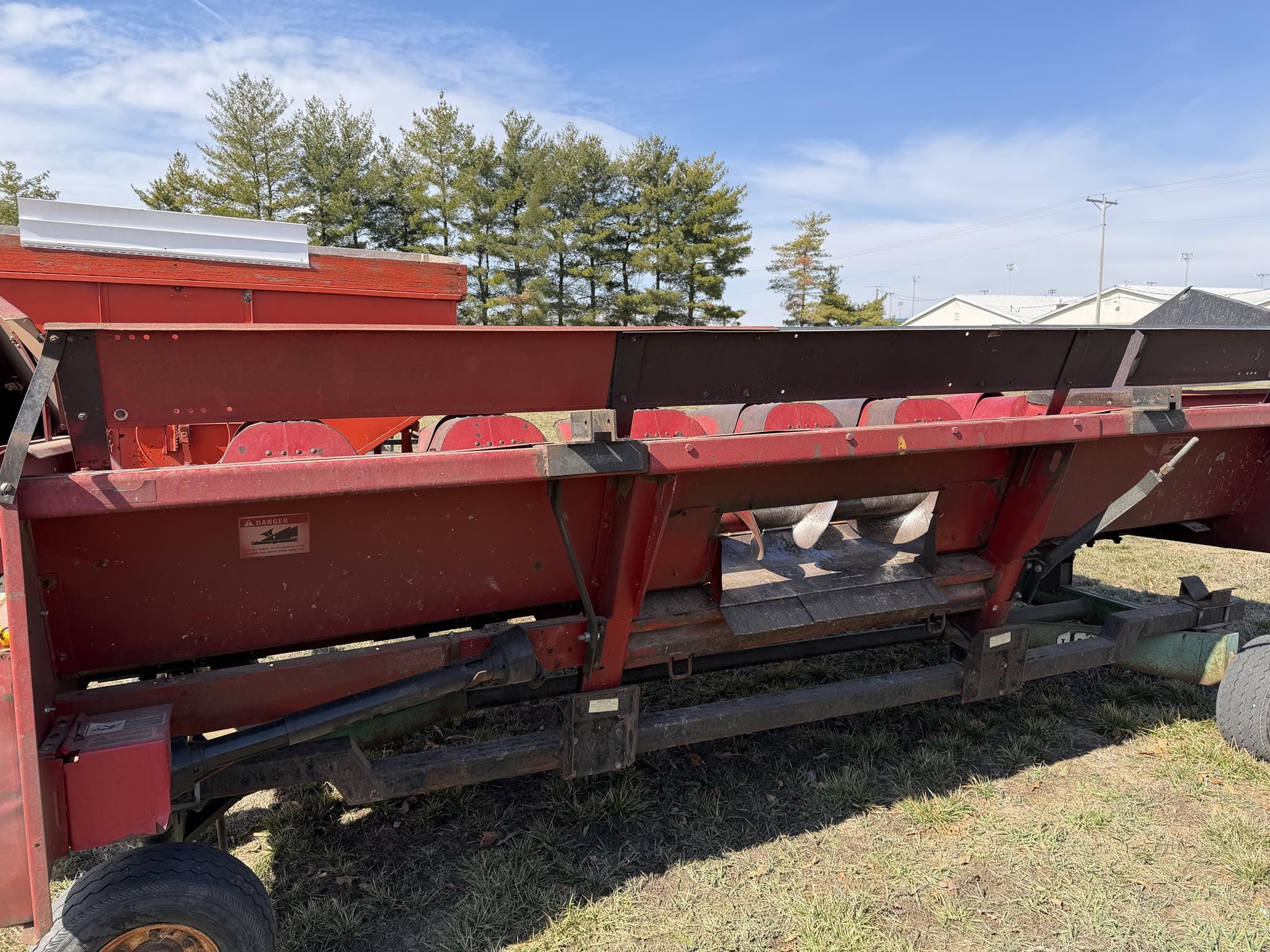 Case IH 1063 Equipment Image0