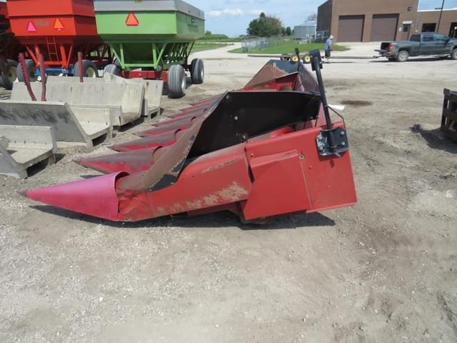 Image of Case IH 1063 equipment image 1