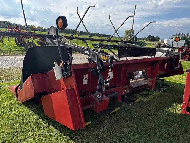 Image of Case IH 1063 equipment image 2