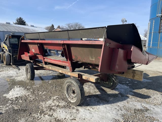 Image of Case IH 1063 equipment image 4