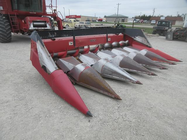 Image of Case IH 1063 equipment image 3