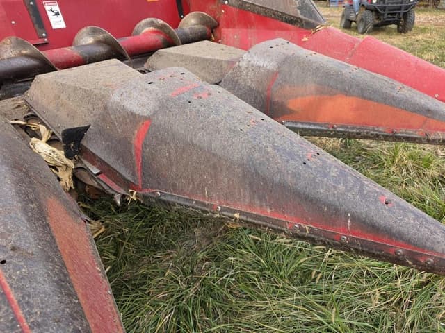 Image of Case IH 1063 equipment image 4