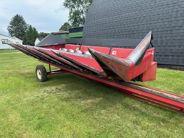 Image of Case IH 1063 equipment image 1