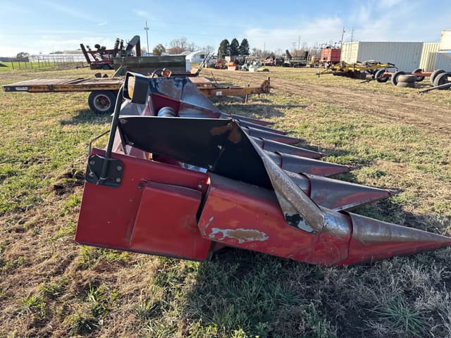 Image of Case IH 1063 equipment image 3