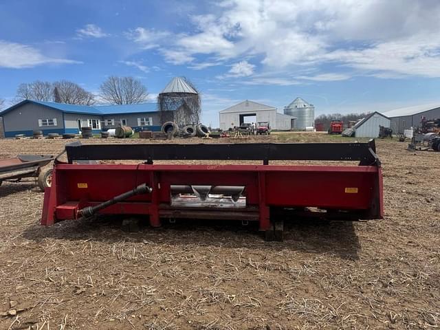 Image of Case IH 1063 equipment image 4