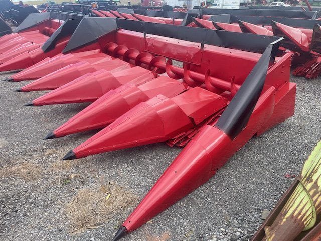 Case IH 1063 Equipment Image0