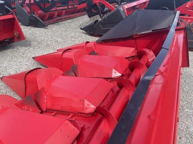 Image of Case IH 1063 equipment image 4