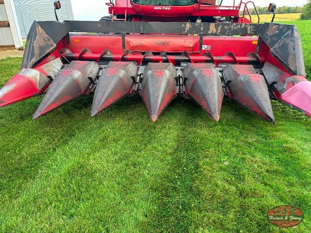 Image of Case IH 1063 equipment image 2