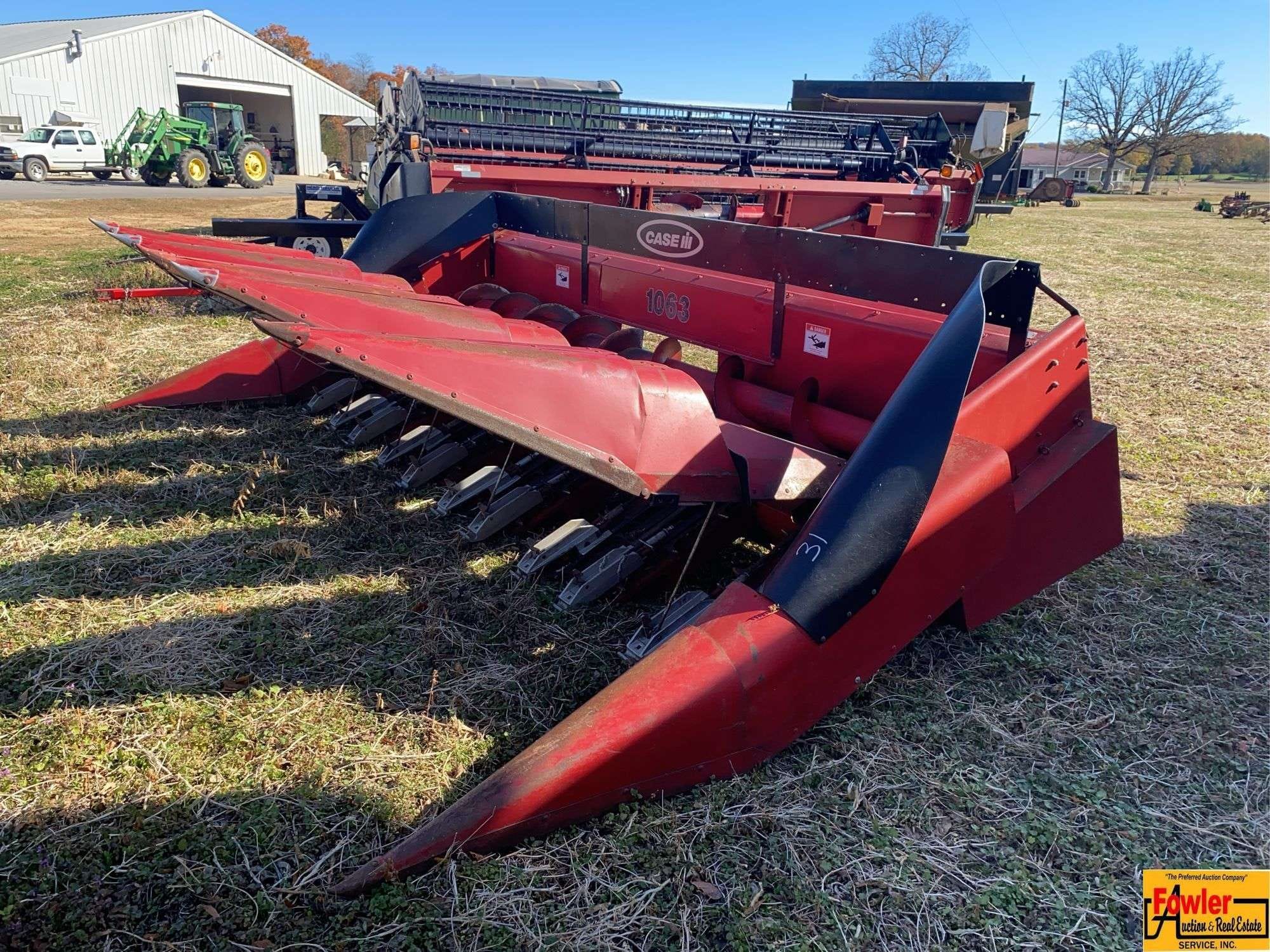 Case IH 1063 Equipment Image0