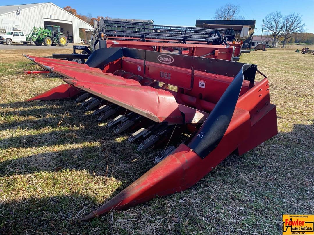 Image of Case IH 1063 Primary image