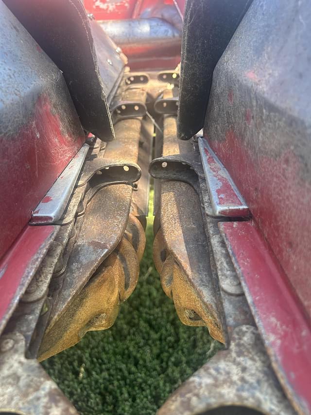 Image of Case IH 1063 equipment image 4