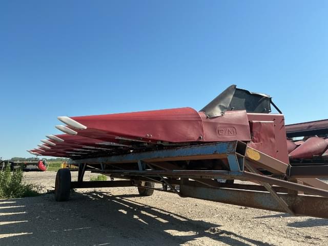 Image of Case IH 1083 equipment image 3