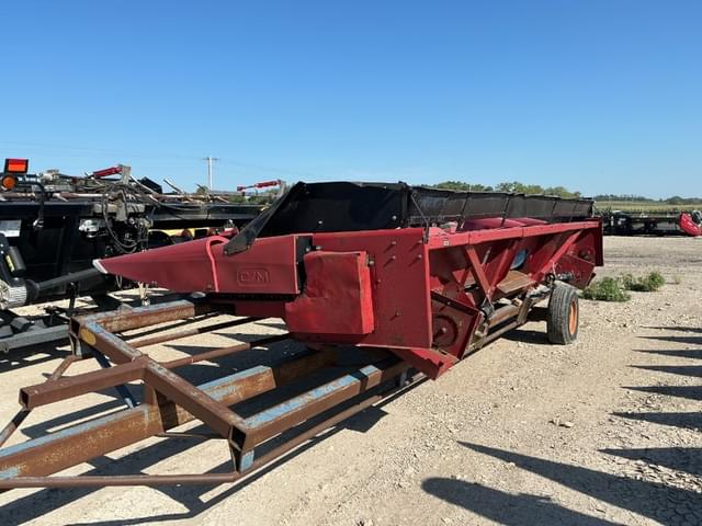 Image of Case IH 1083 equipment image 2