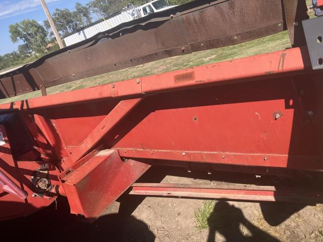 Image of Case IH 1083 equipment image 3