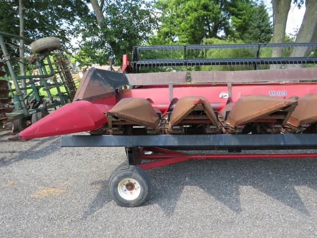 Image of Case IH 1083 equipment image 3