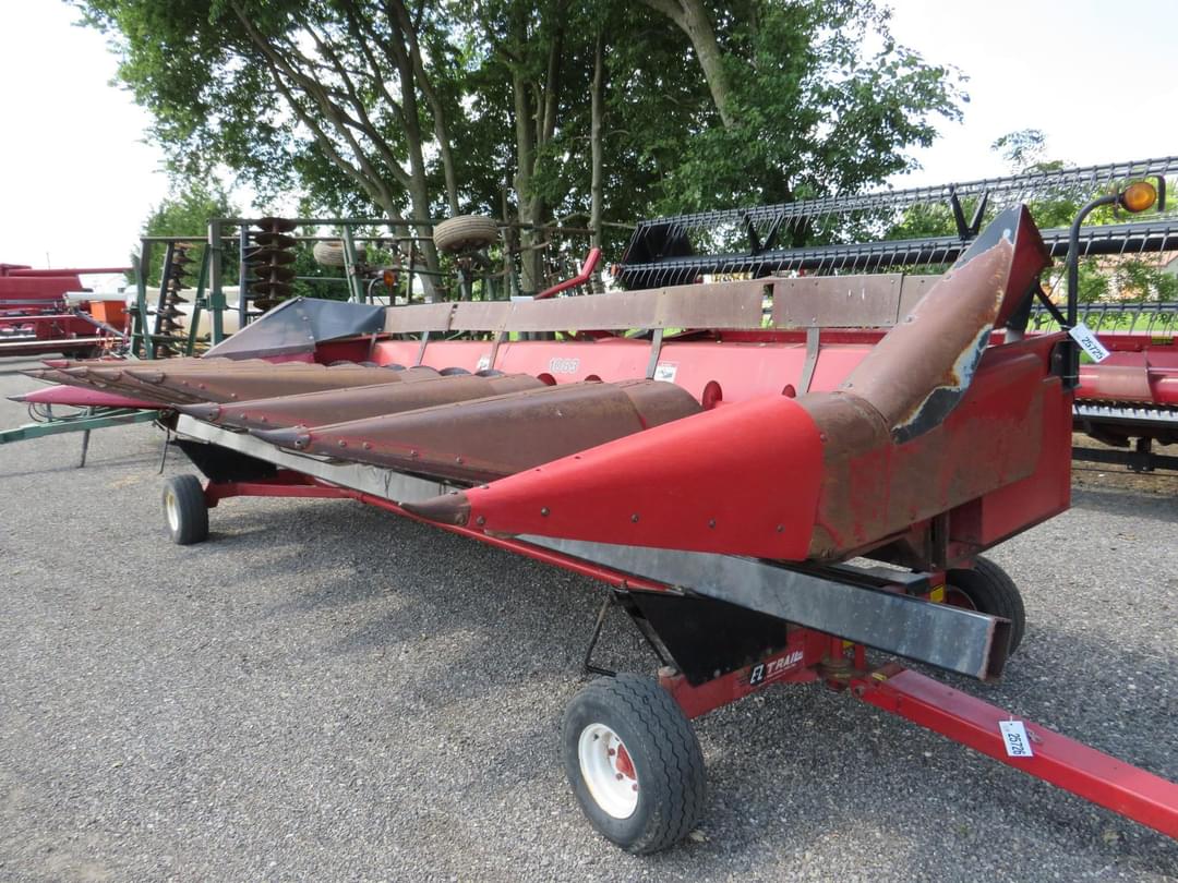 Image of Case IH 1083 Primary image
