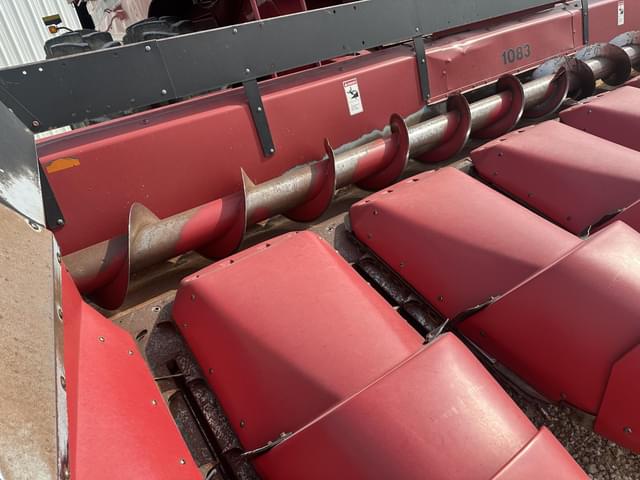 Image of Case IH 1083 equipment image 4