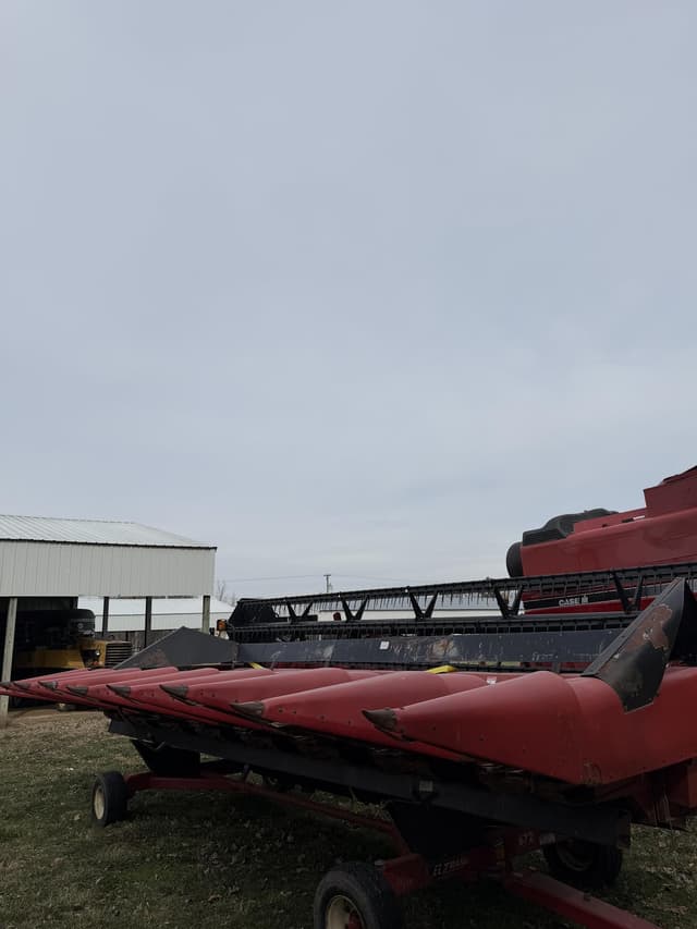 Image of Case IH 1083 equipment image 1