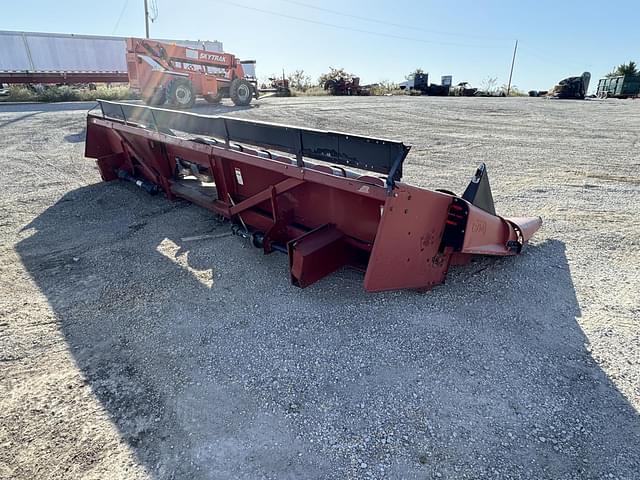 Image of Case IH 1083 equipment image 3