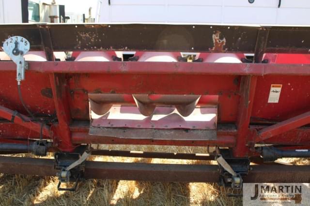 Image of Case IH 1083 equipment image 4