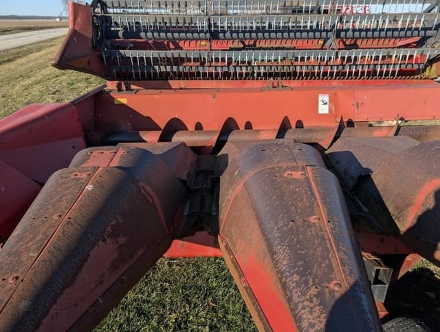 Image of Case IH 1083 equipment image 4