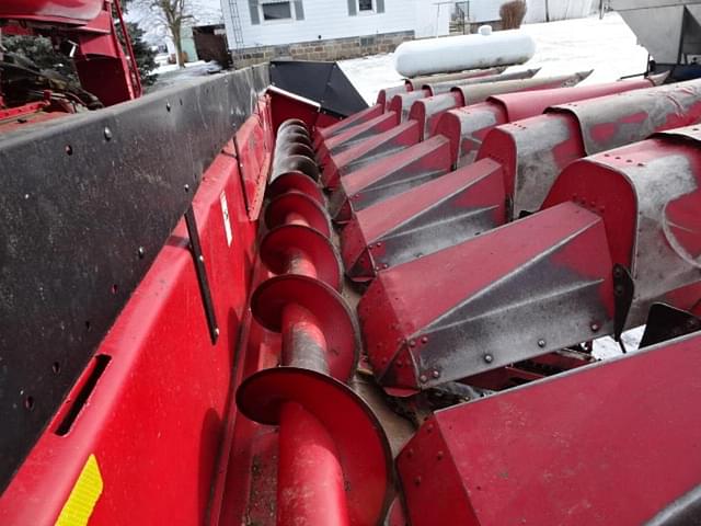 Image of Case IH 1083 equipment image 2