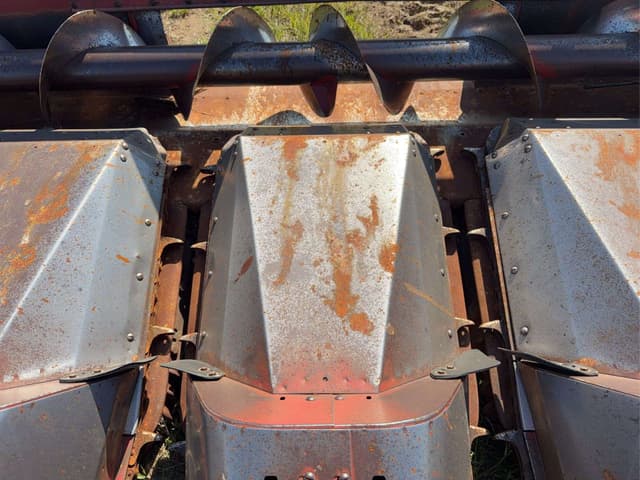 Image of Case IH 1083 equipment image 2
