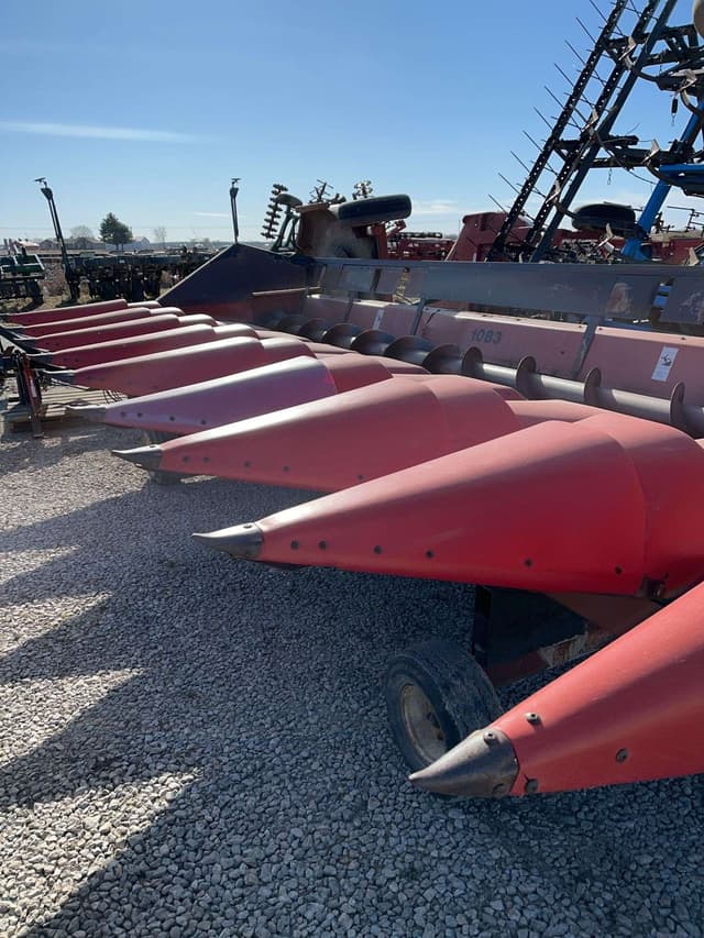 Image of Case IH 1083 equipment image 3