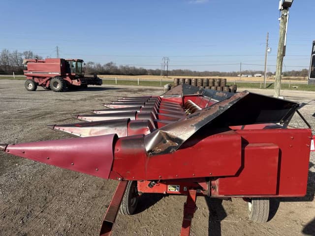 Image of J.I. Case 1083 equipment image 1